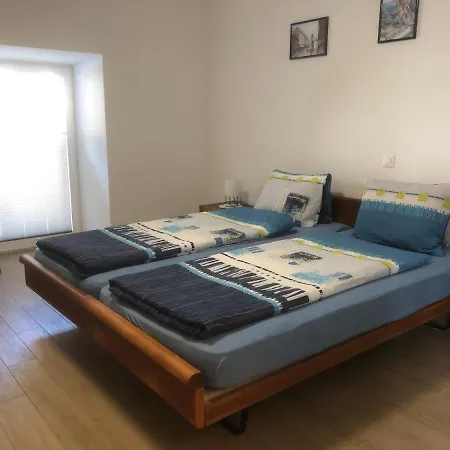 Alpina Guest house Le Prese